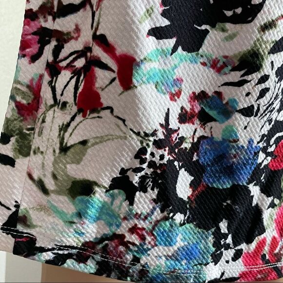 Fifth & Park Textured Sleeveless Sheath Floral Dress Red Black White Blue Small - Picture 4 of 15
